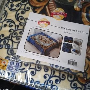 Blanket and perfumes